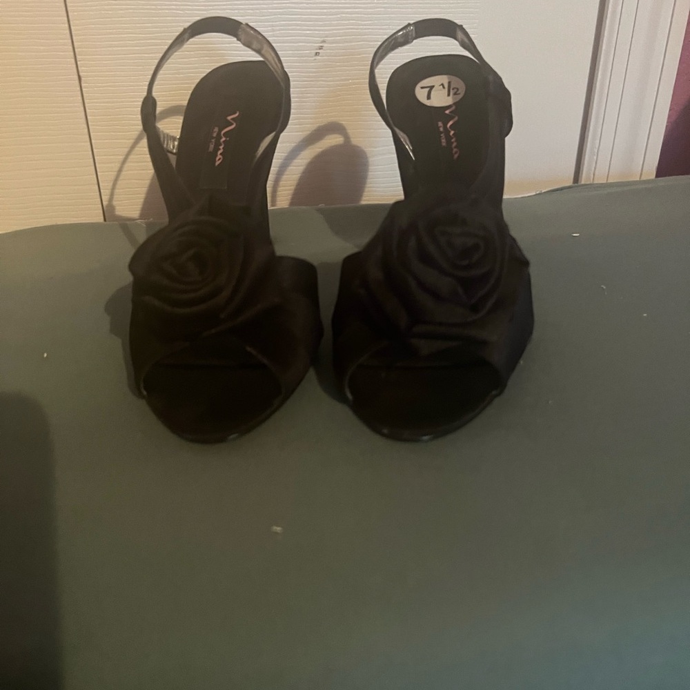 Nina black sling back satin shoes 7.5 M New w/o tags